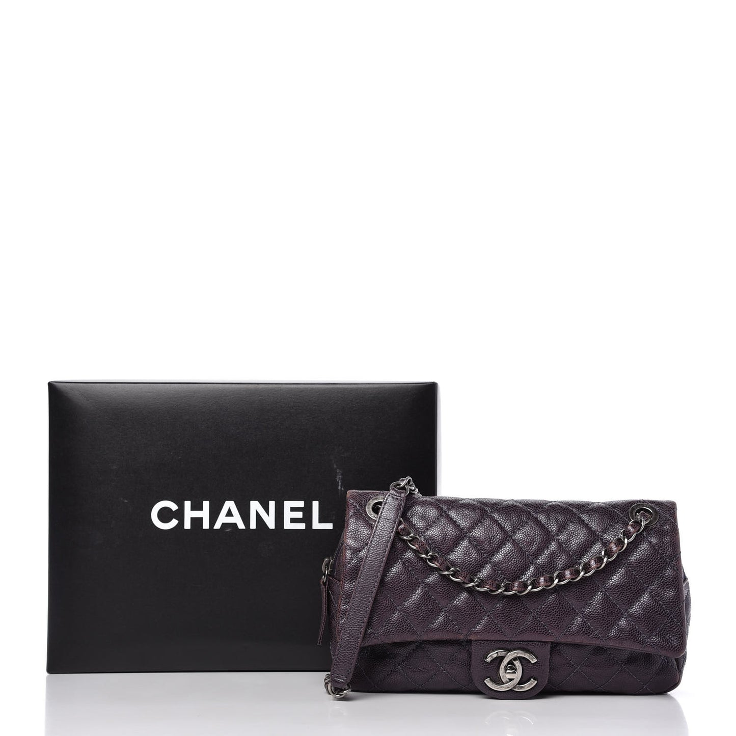 Iridescent Caviar Quilted Small Chic Flap Dark Purple