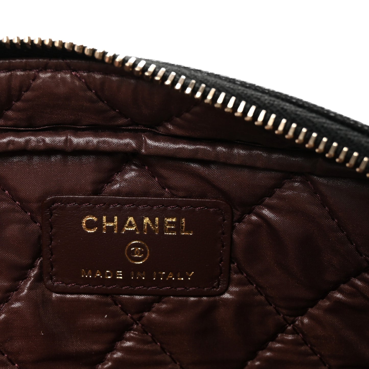 Caviar Quilted Toiletry Case With Chain Black