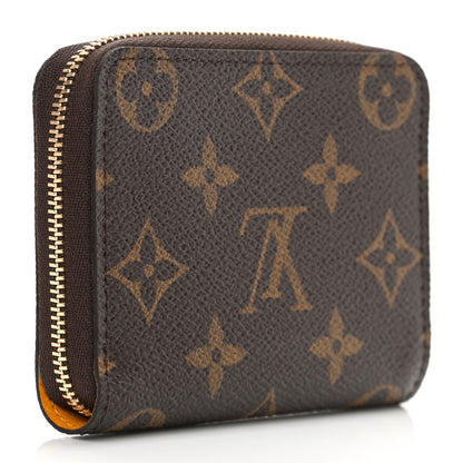 Louis Vuitton Monogram 2022 Christmas Animation New York Soho Zippy Coin Purse Yellow 3 of 7