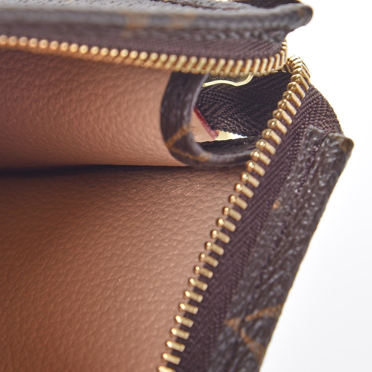 Louis Vuitton Monogram Toiletry Pouch 15 7 of 7