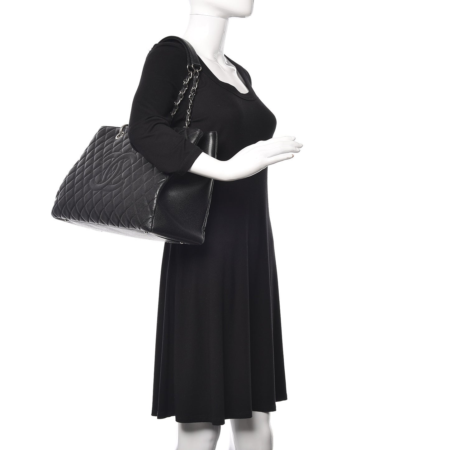 Caviar Quilted XL Grand Shopping Tote GST Black