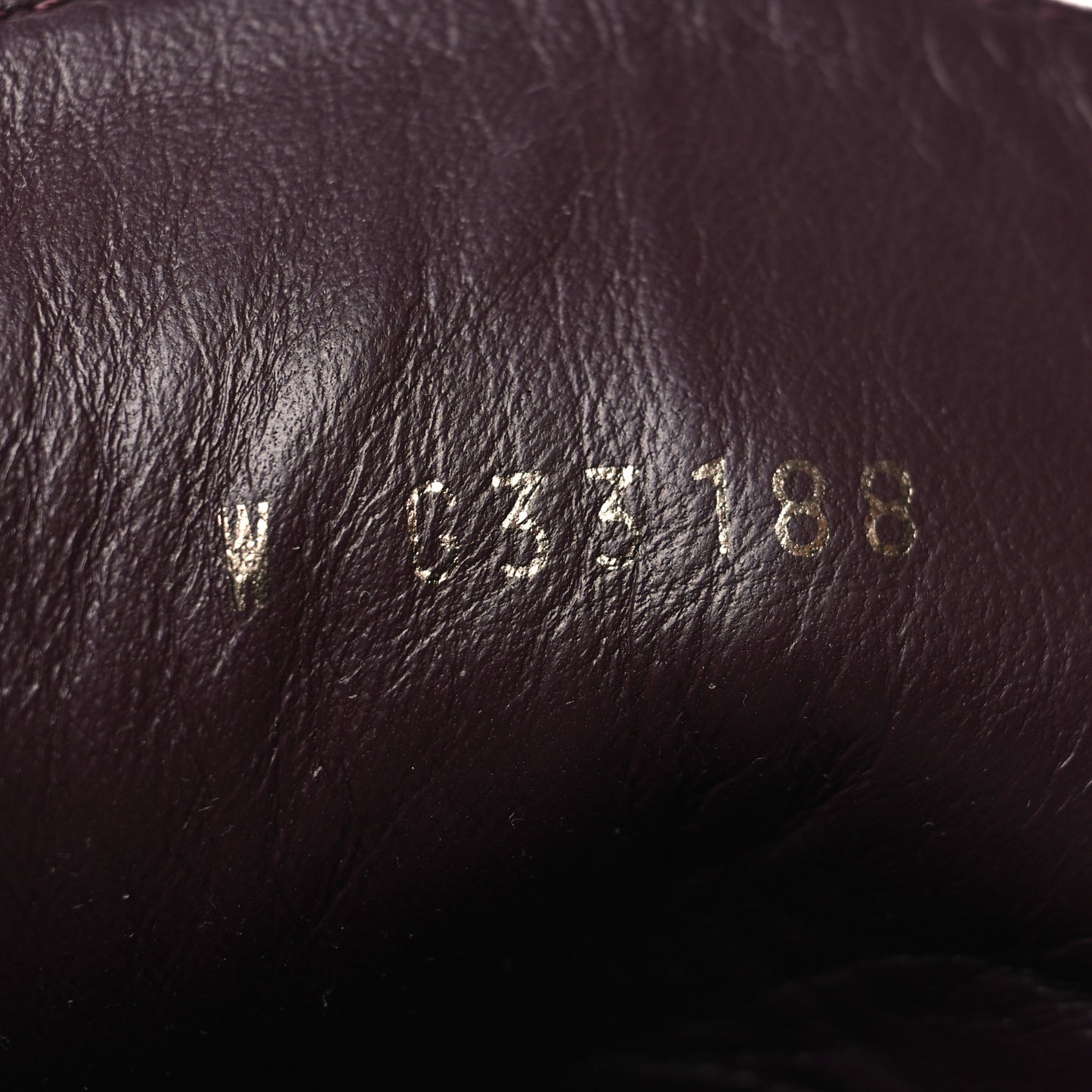 Crackled Calfskin Velvet Pearl Combat Short Boots 40 Black