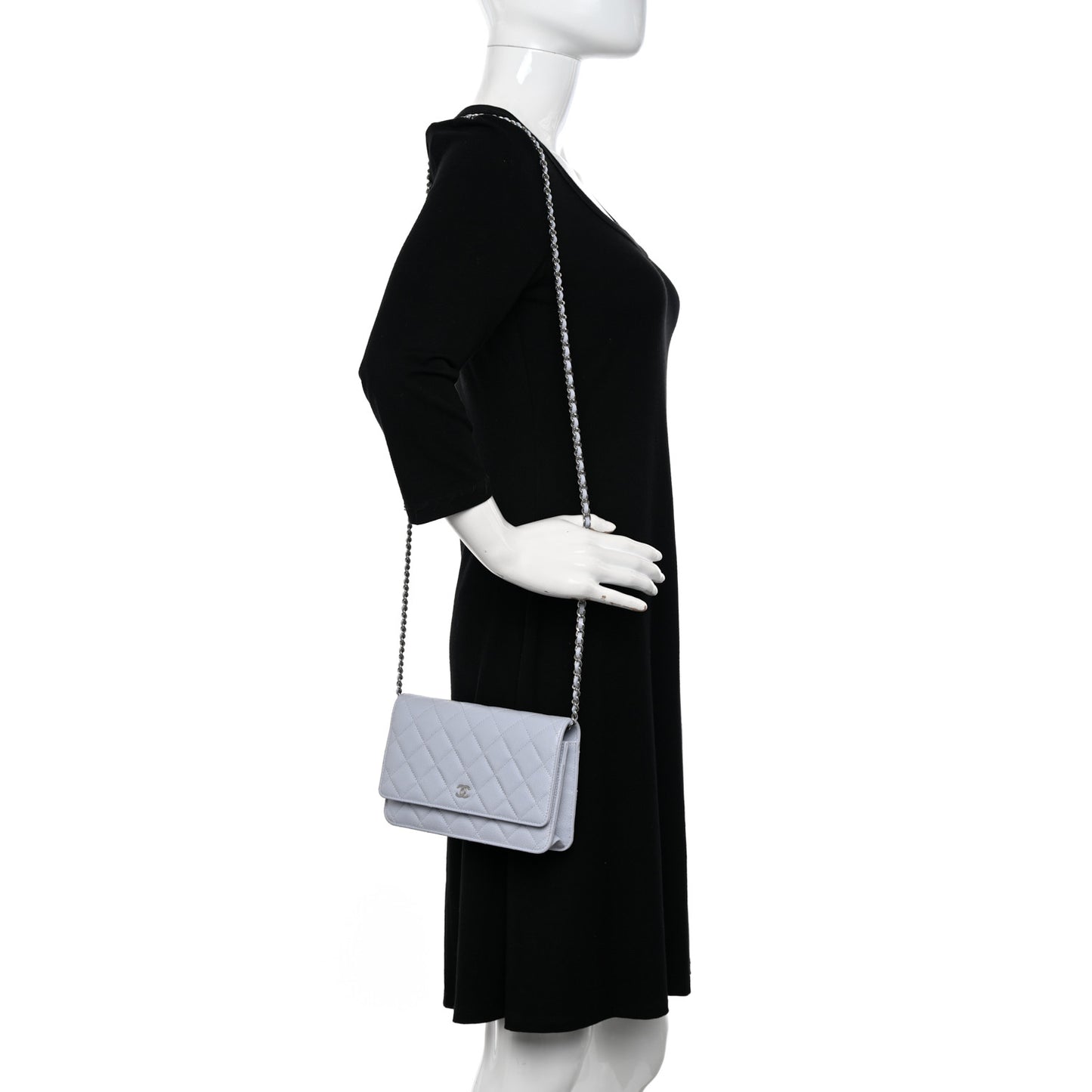 Caviar Quilted Wallet on Chain WOC Light Blue