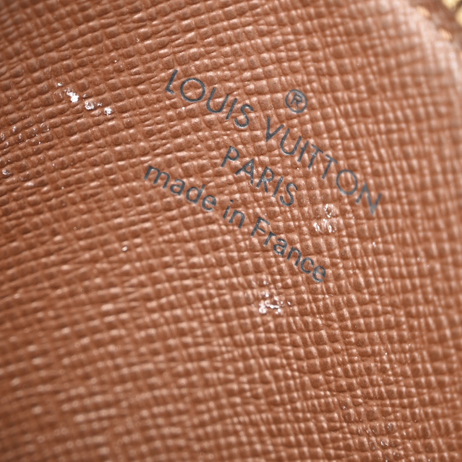 Louis Vuitton Monogram Round Coin Purse 6 of 8