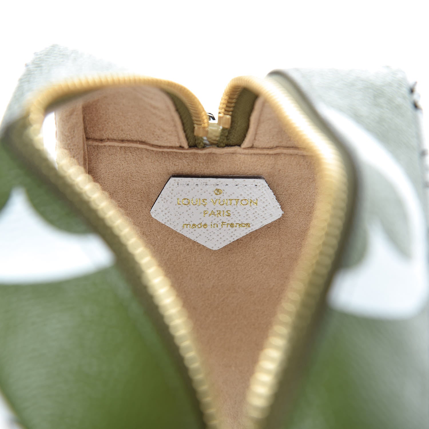 Louis Vuitton Monogram Giant Beach Pouch Kaki 6 of 6