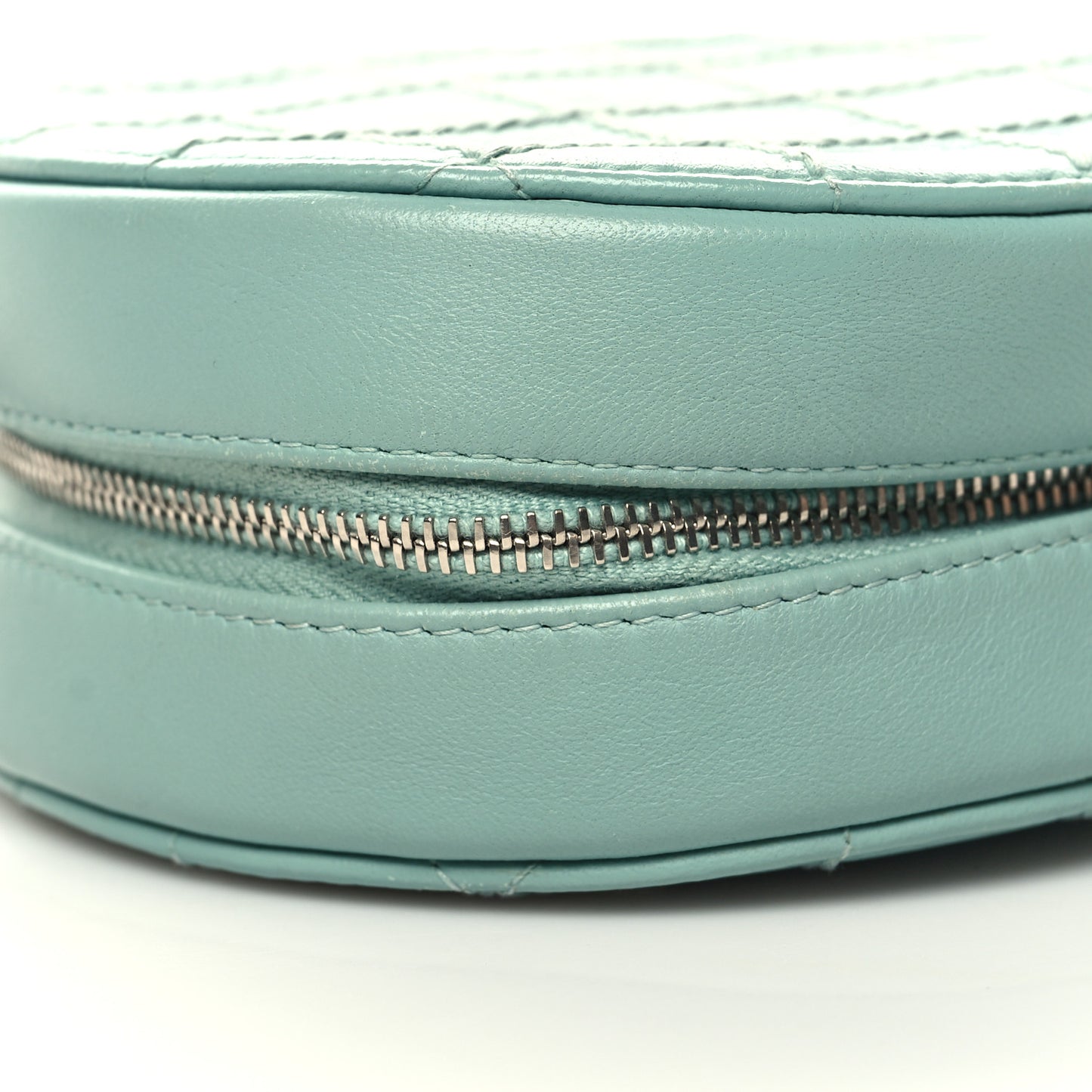 Lambskin Stitch Round Clutch With Chain Light Blue