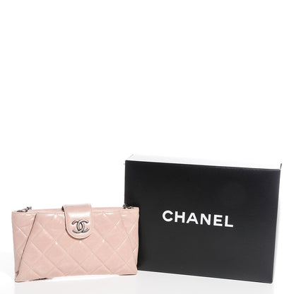 Chanel Glazed Calfskin Duo Color Clutch Light Pink 9 of 9
