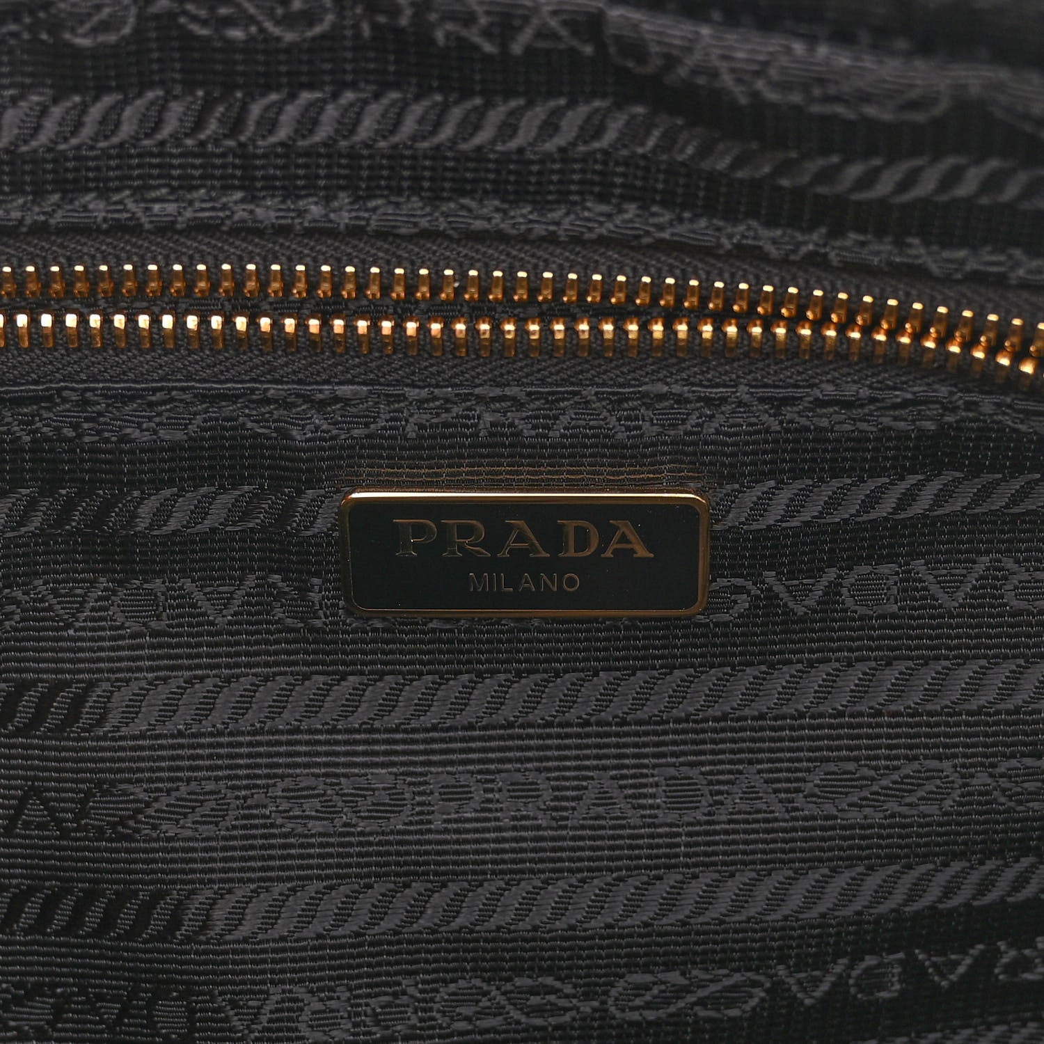 Prada Vitello Phenix Camera Bag Bianco 6 of 9