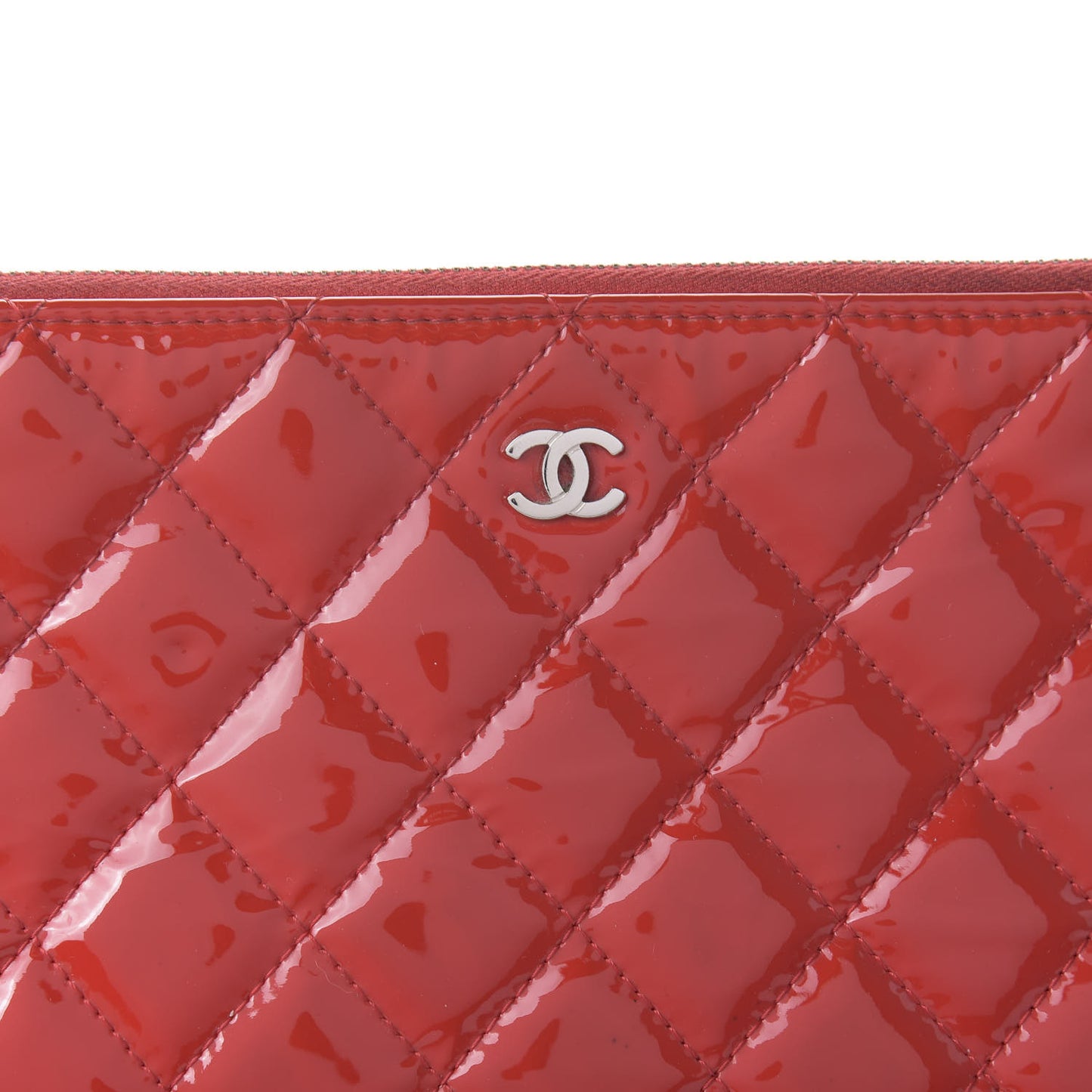 Patent Calfskin Quilted Valentine Hearts Medium O Cosmetic Case Red