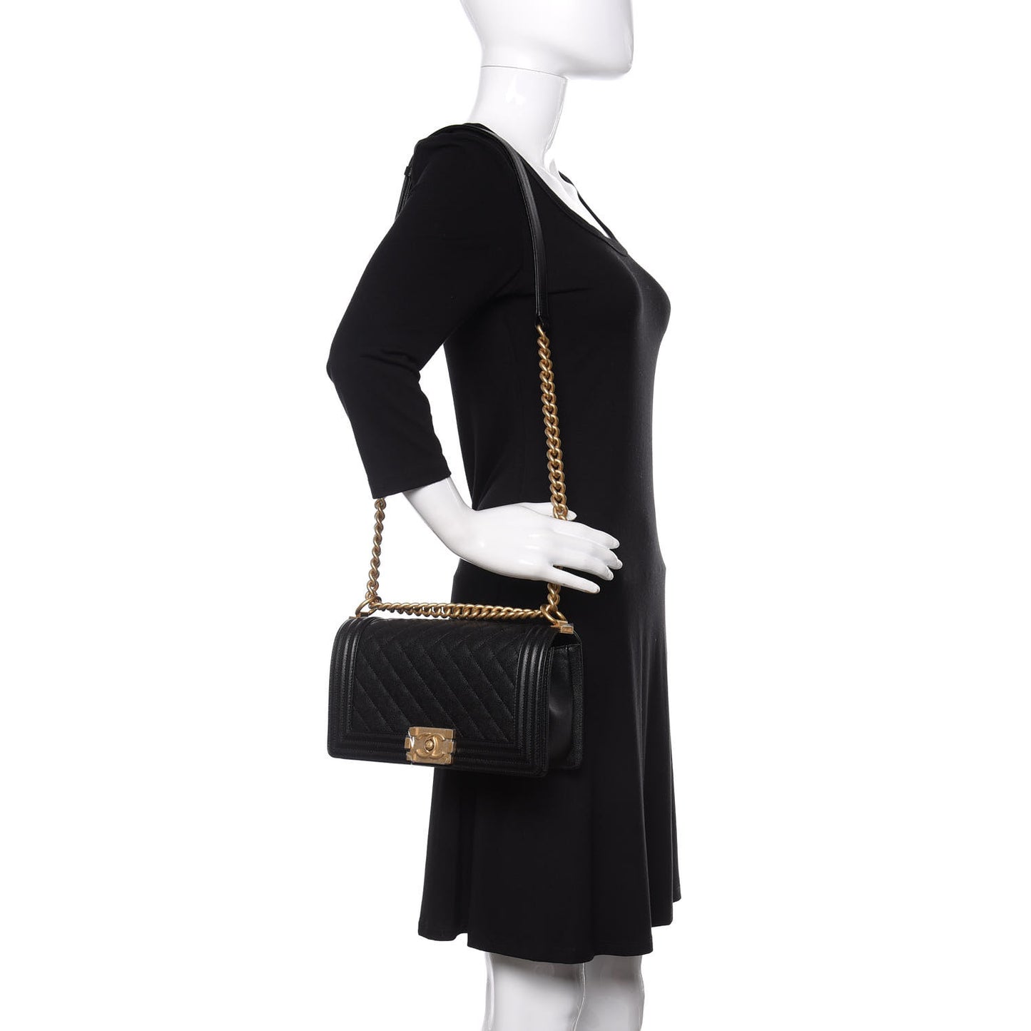 Caviar Quilted Medium Boy Flap Black