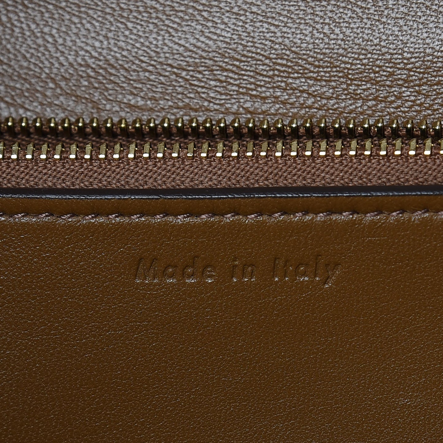 Box Calfskin Medium Classic Box Flap Bag Camel