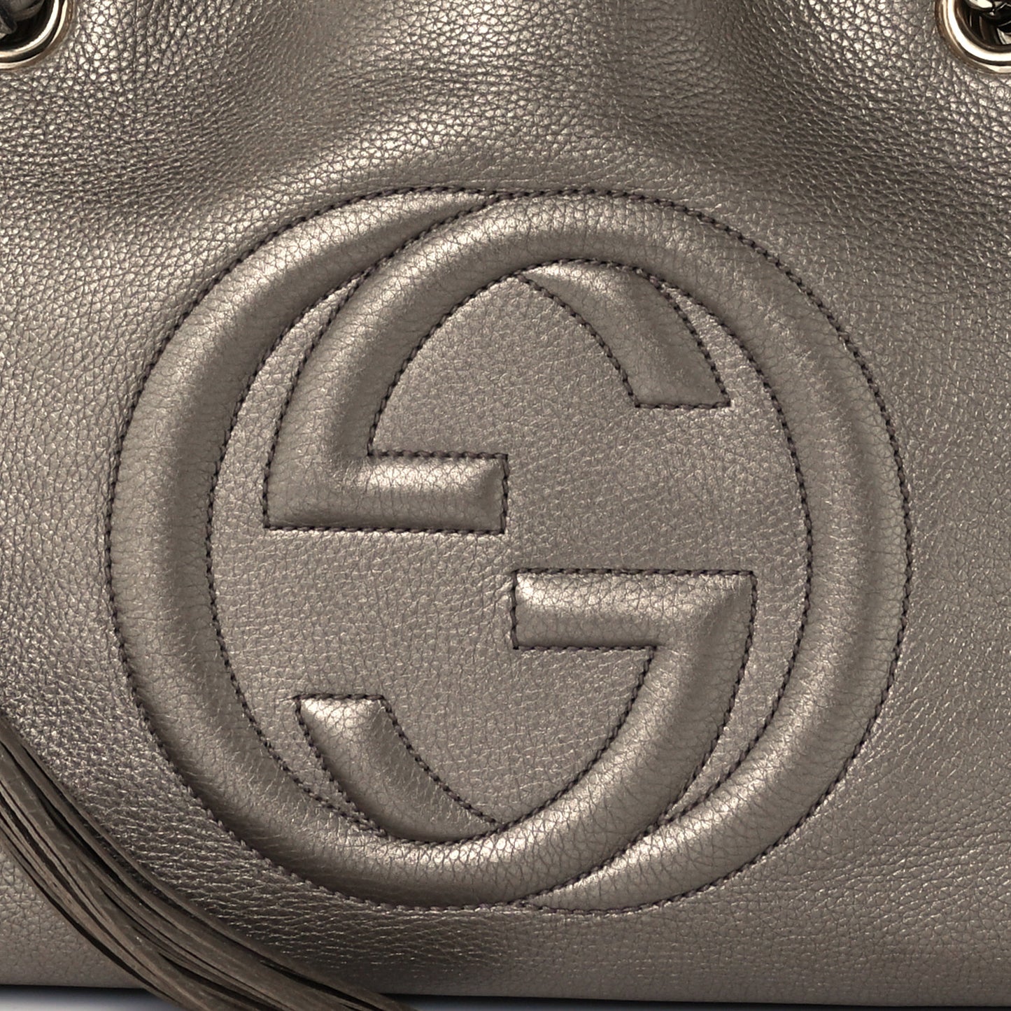 Metallic Pebbled Calfskin Medium Soho Chain Shoulder Bag Golden Beige