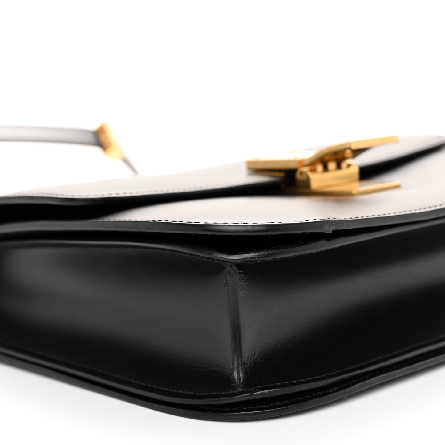 Liege Calfskin Medium Classic Box Flap Bag Black