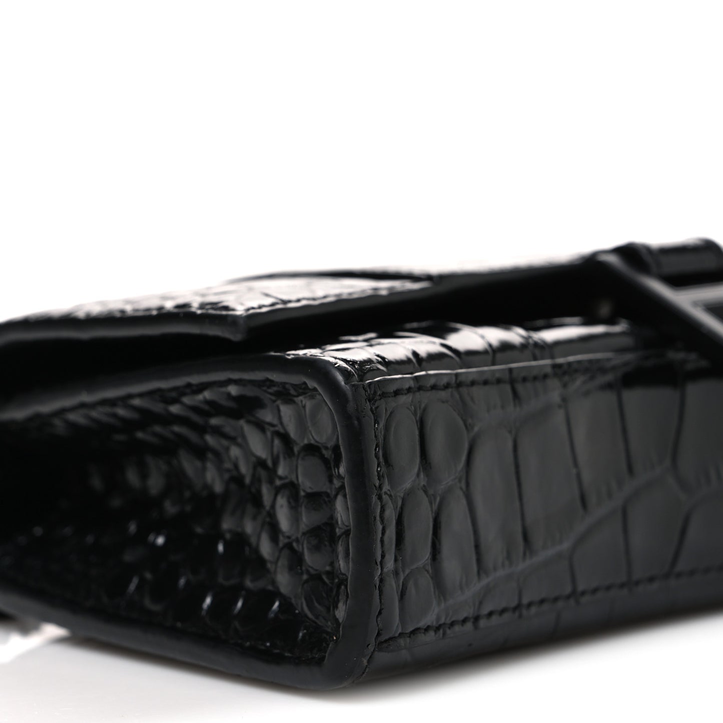 Shiny Calfskin Monochrome Crocodile Embossed Hourglass Chain Bag Black