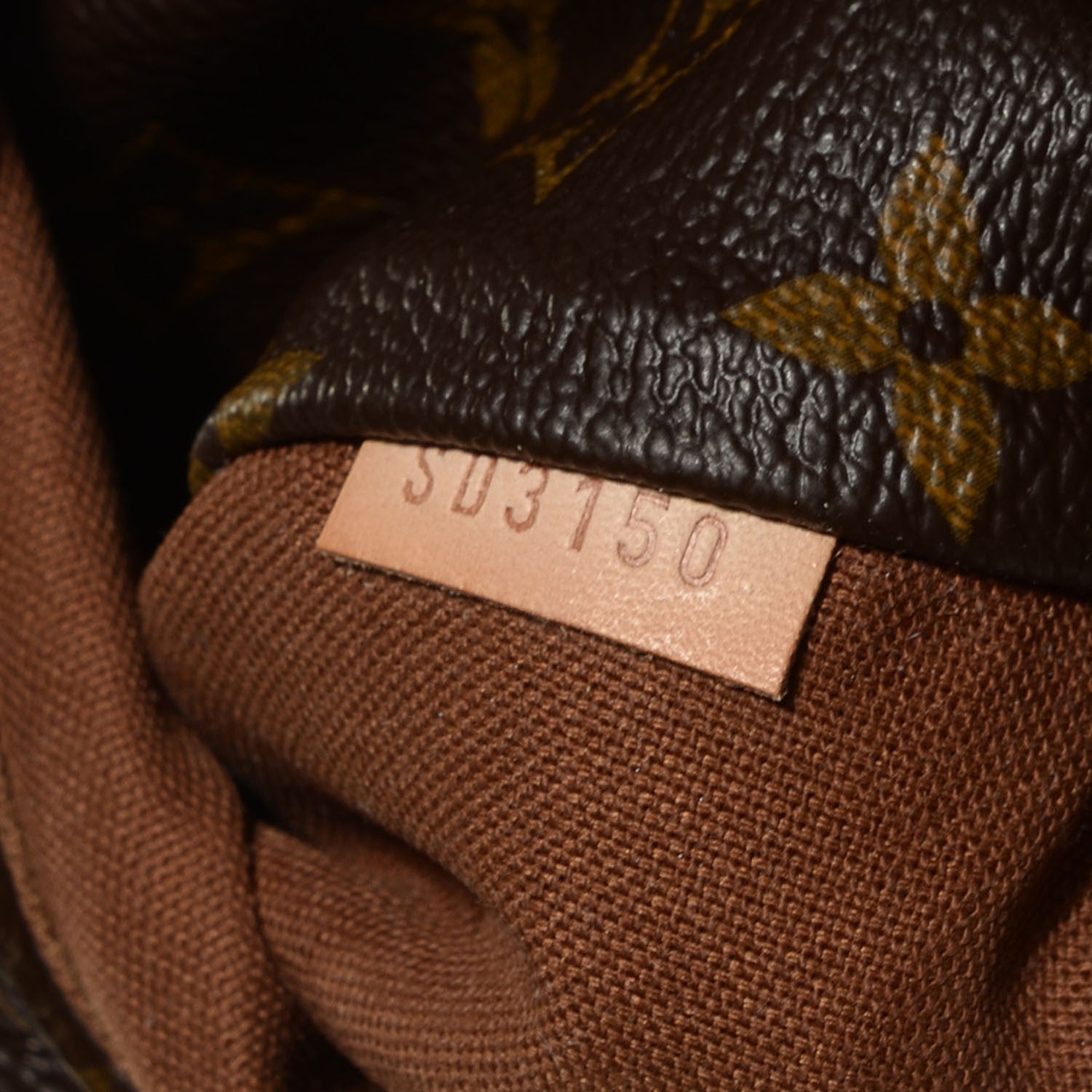 Louis Vuitton Monogram Totally MM 7 of 7