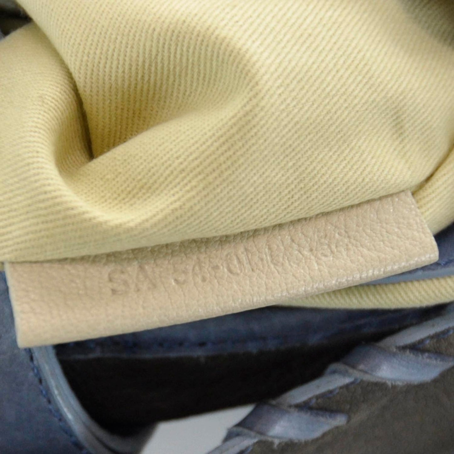 Calfskin Silverado Hobo Grey Jeans Moyen