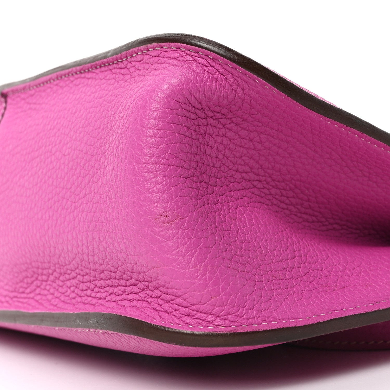 Hermes Taurillon Clemence Halzan 31 GM Magnolia 1770017 – FASHIONPHILE