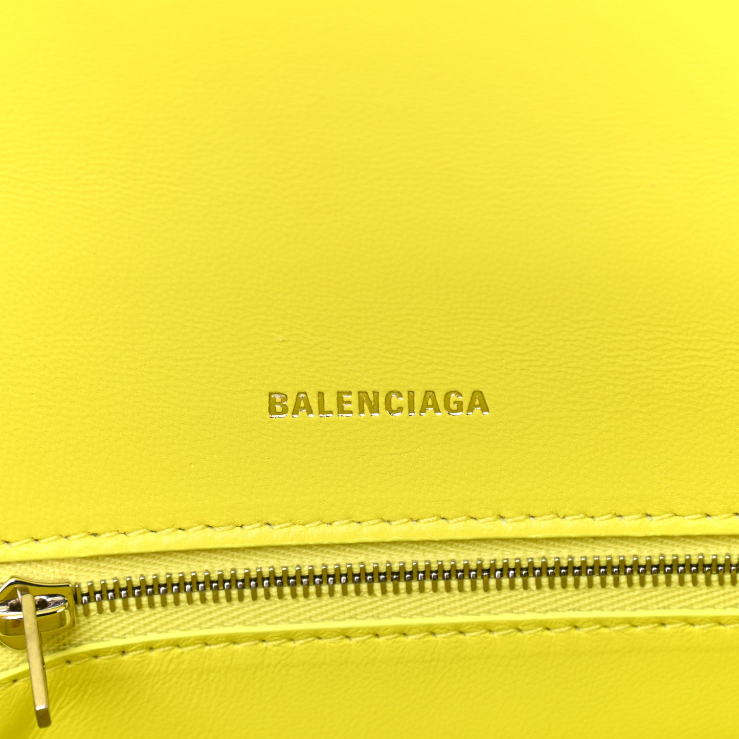Shiny Calfskin Crocodile Embossed Small Hourglass Top Handle Bag Light Yellow