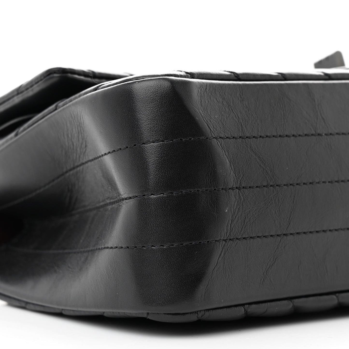 Aged Calfskin Chevron Quilted 2.55 Reissue 225 Flap So Black