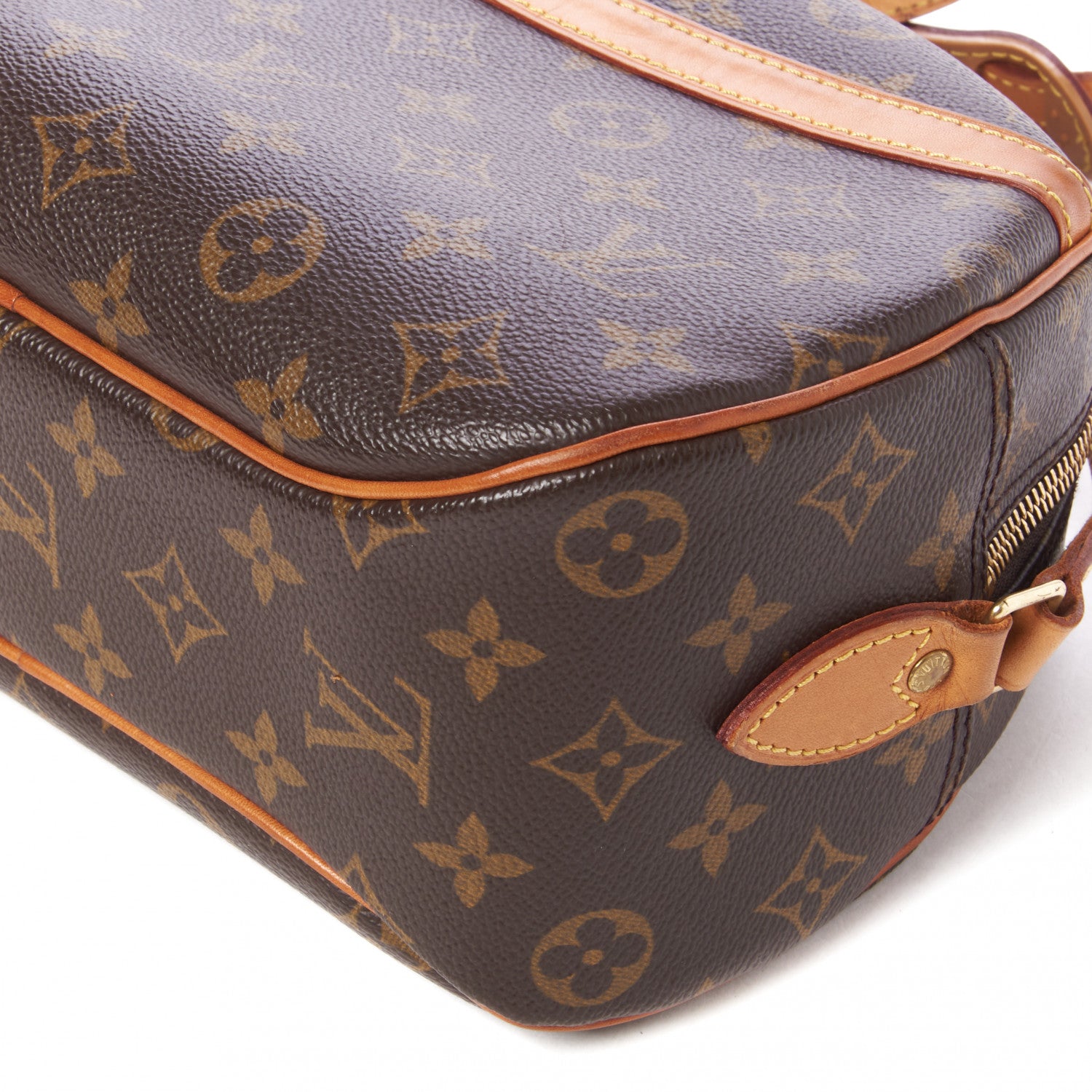 Louis Vuitton Monogram Blois 5 of 8