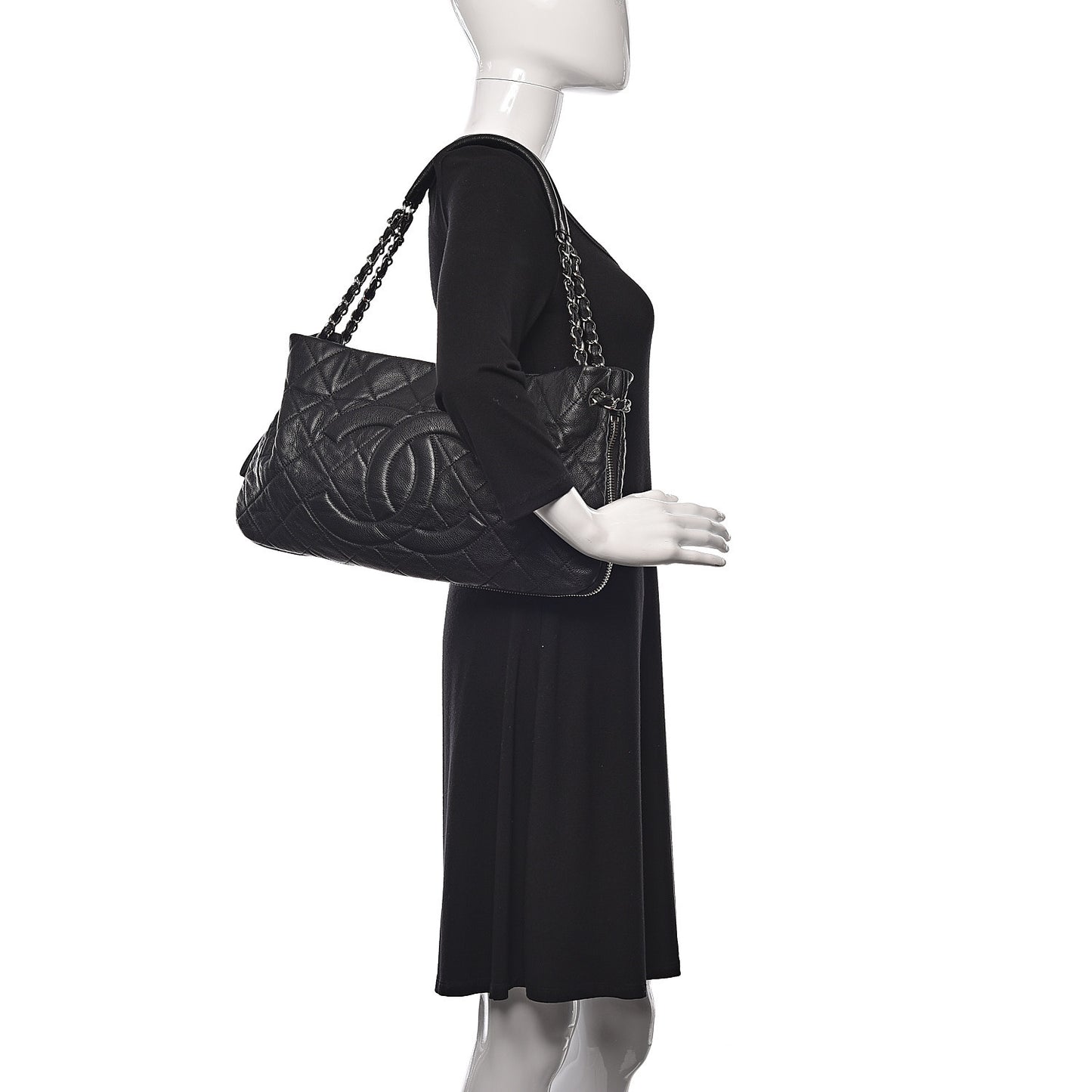 Caviar Quilted Expandable Zip Shoulder Bag Black