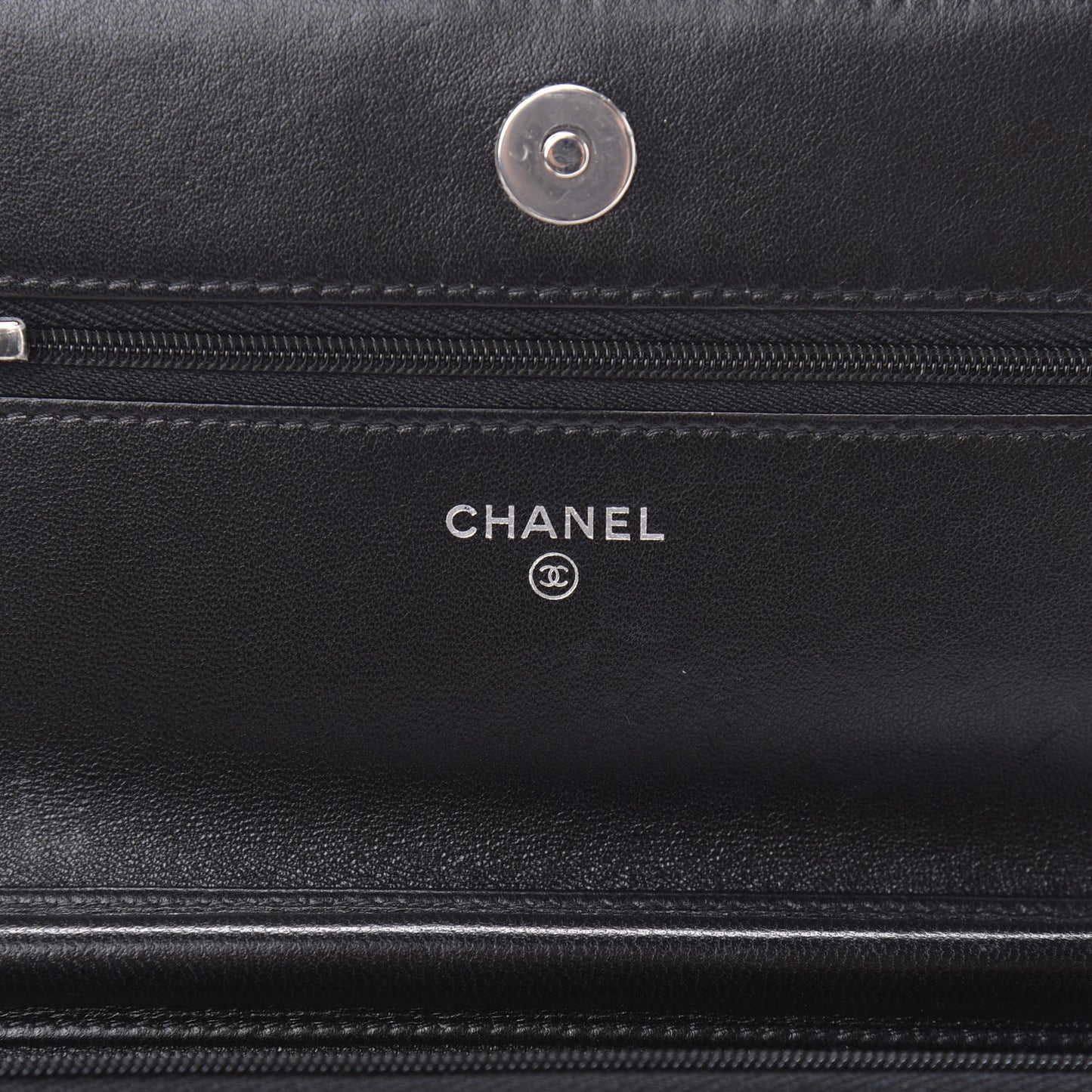 Lambskin Quilted Wallet On Chain WOC Black
