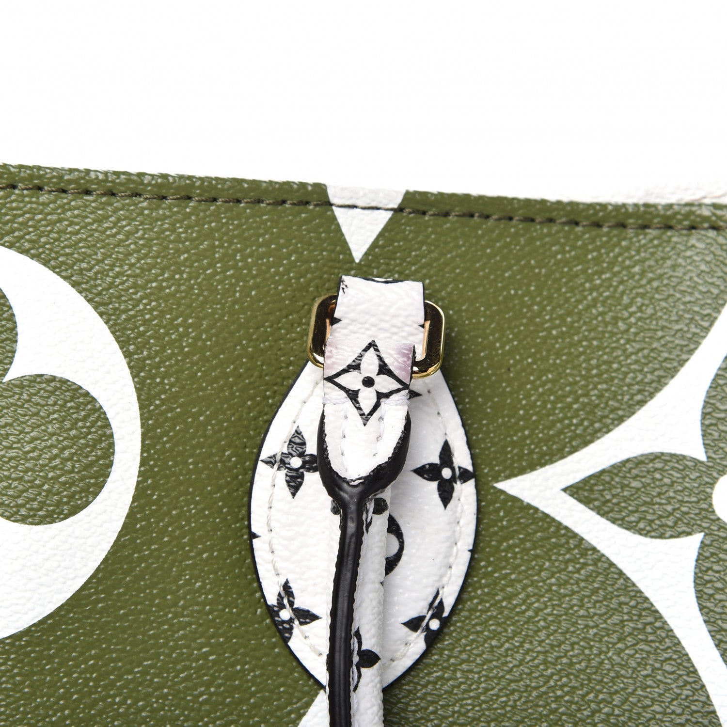Louis Vuitton Monogram Giant Onthego GM Kaki Beige 12 of 14