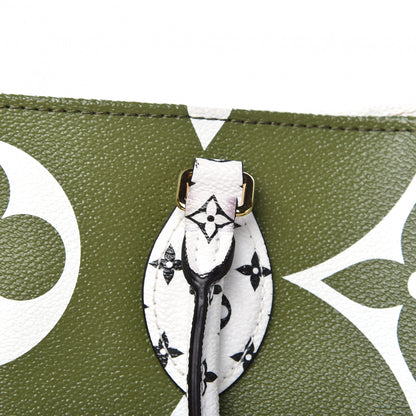 Louis Vuitton Monogram Giant Onthego GM Kaki Beige 12 of 14