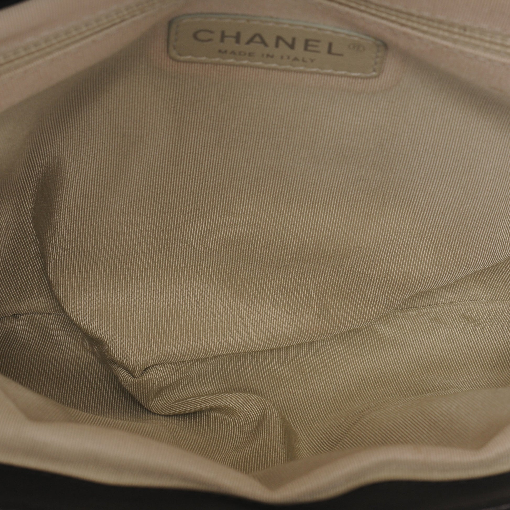 Chanel Lambskin Chain Around Medium Messenger Bag Black 6 of 8