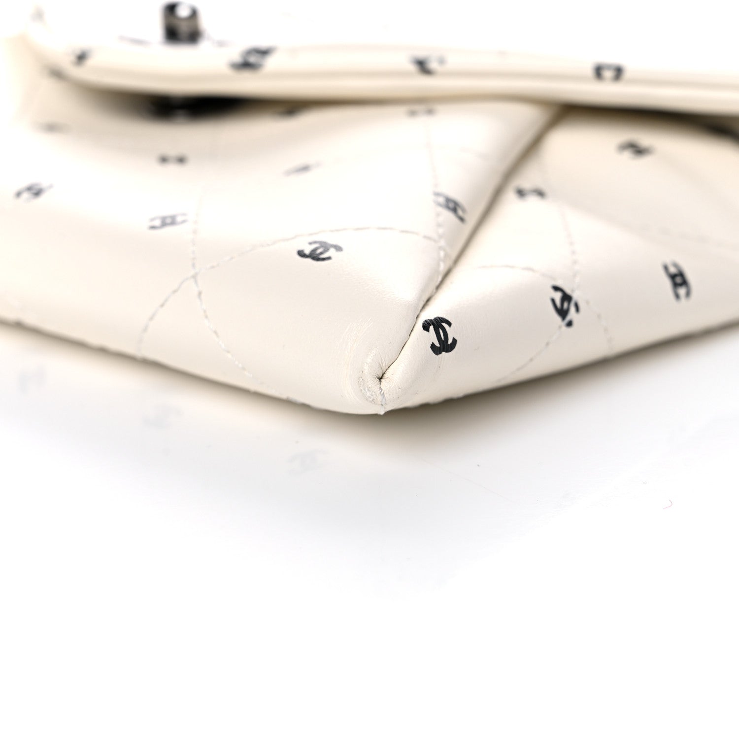 Chanel Printed Lambskin Logo CC Envelope Clutch With Chain White 6 of 13