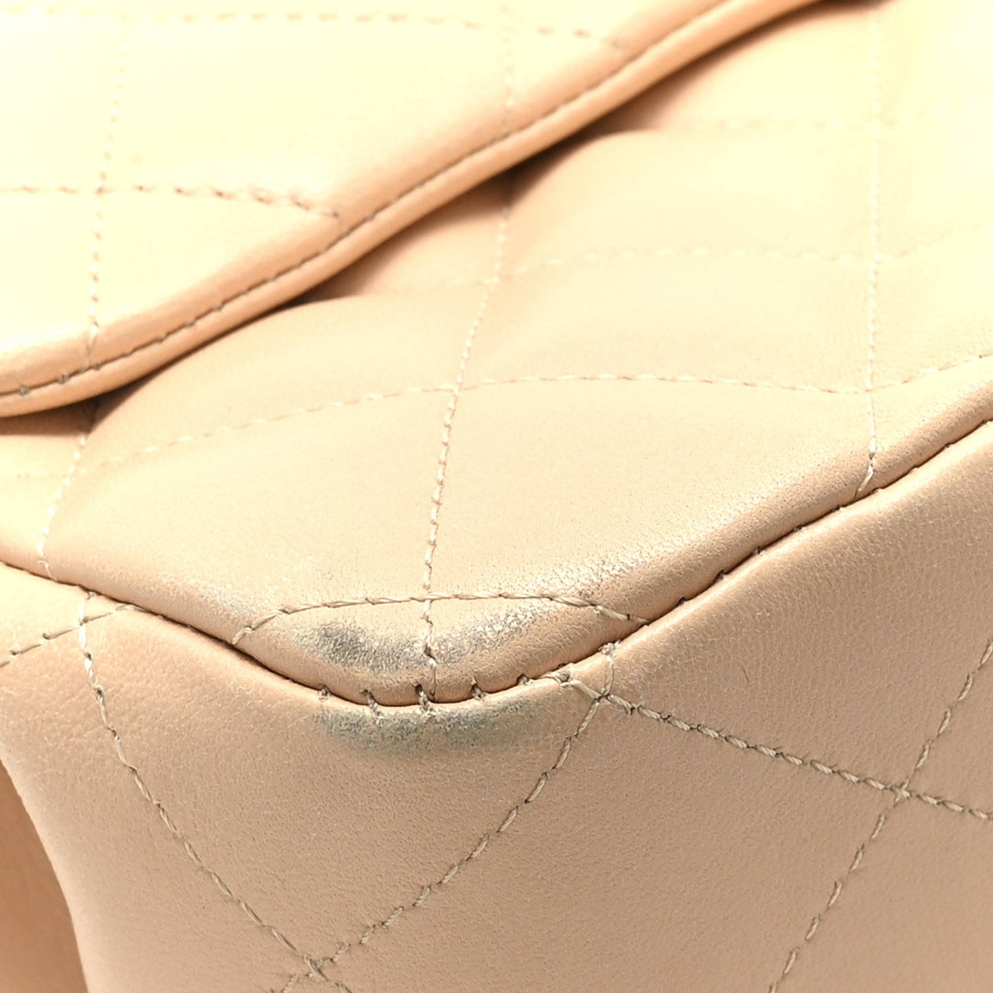 Lambskin Quilted Jumbo Single Flap Beige Clair