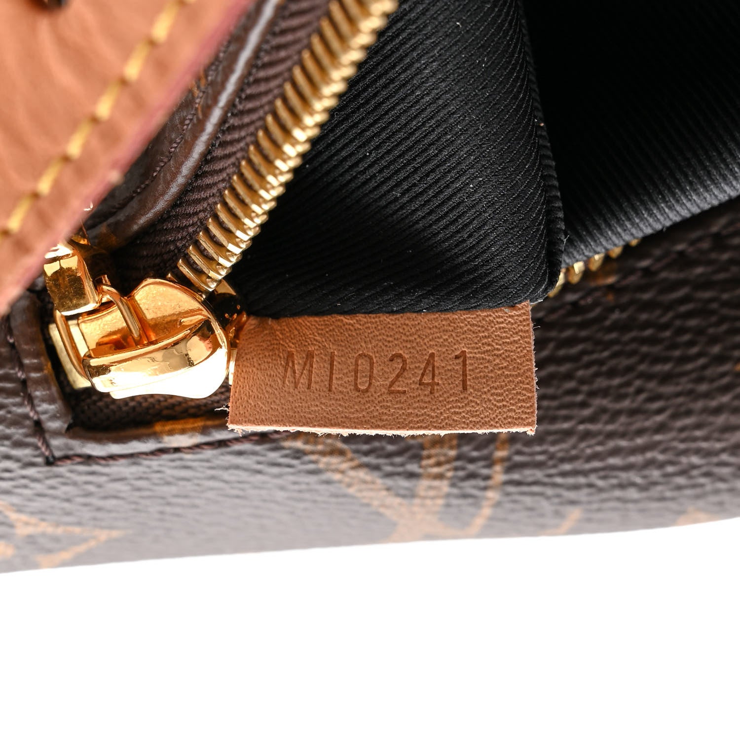 Louis Vuitton LOUIS VUITTON Monogram Bumbag 7 of 11