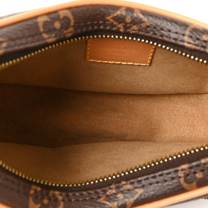 Louis Vuitton Monogram Loop 5 of 8