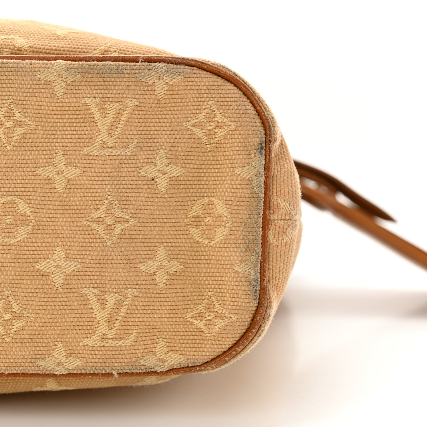 Louis Vuitton Mini Monogram Lucille PM Beige 16 of 17