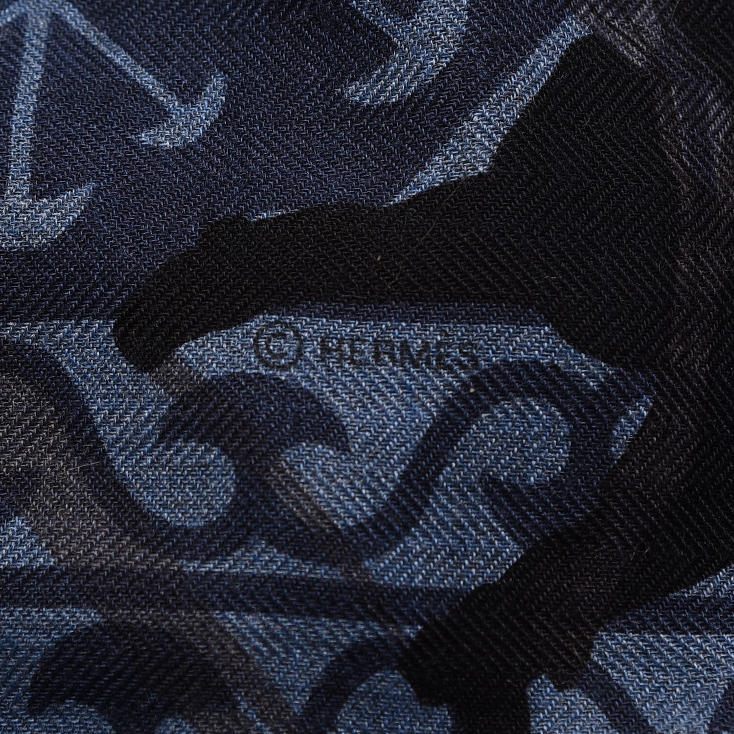 Hermes Cashmere Silk Shawl 140 3 of 4