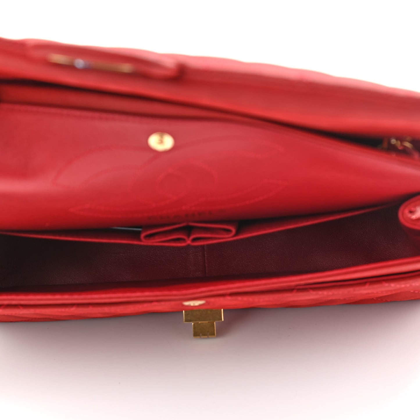 Iridescent Calfskin Quilted 2.55 Reissue 226 Flap Red
