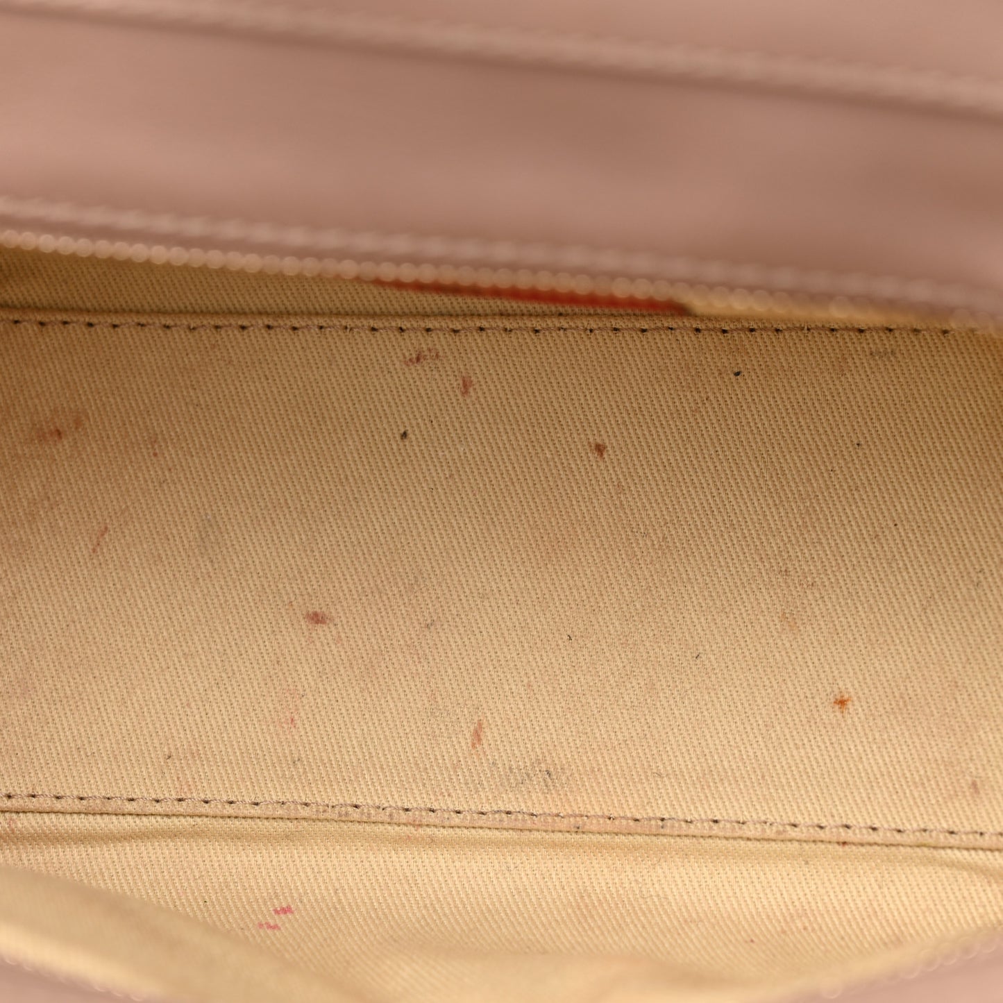 Vitello Mini Rockstud Tote Poudre