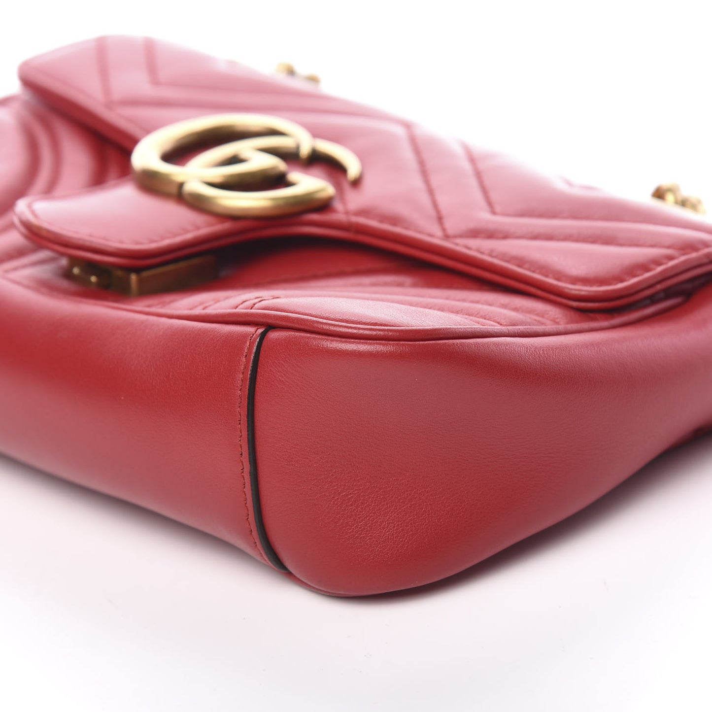 Calfskin Matelasse Mini GG Marmont Shoulder Bag Hibiscus Red
