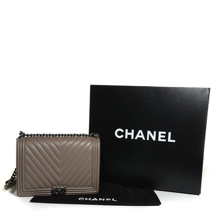 Chanel Calfskin Chevron Large Boy Flap Grey 5 of 8