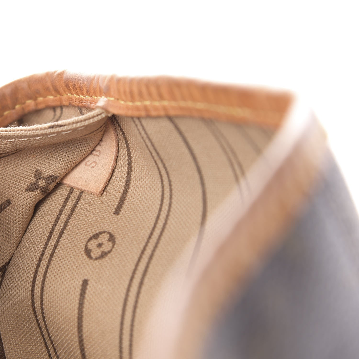 Louis Vuitton Monogram Neverfull MM 9 of 11