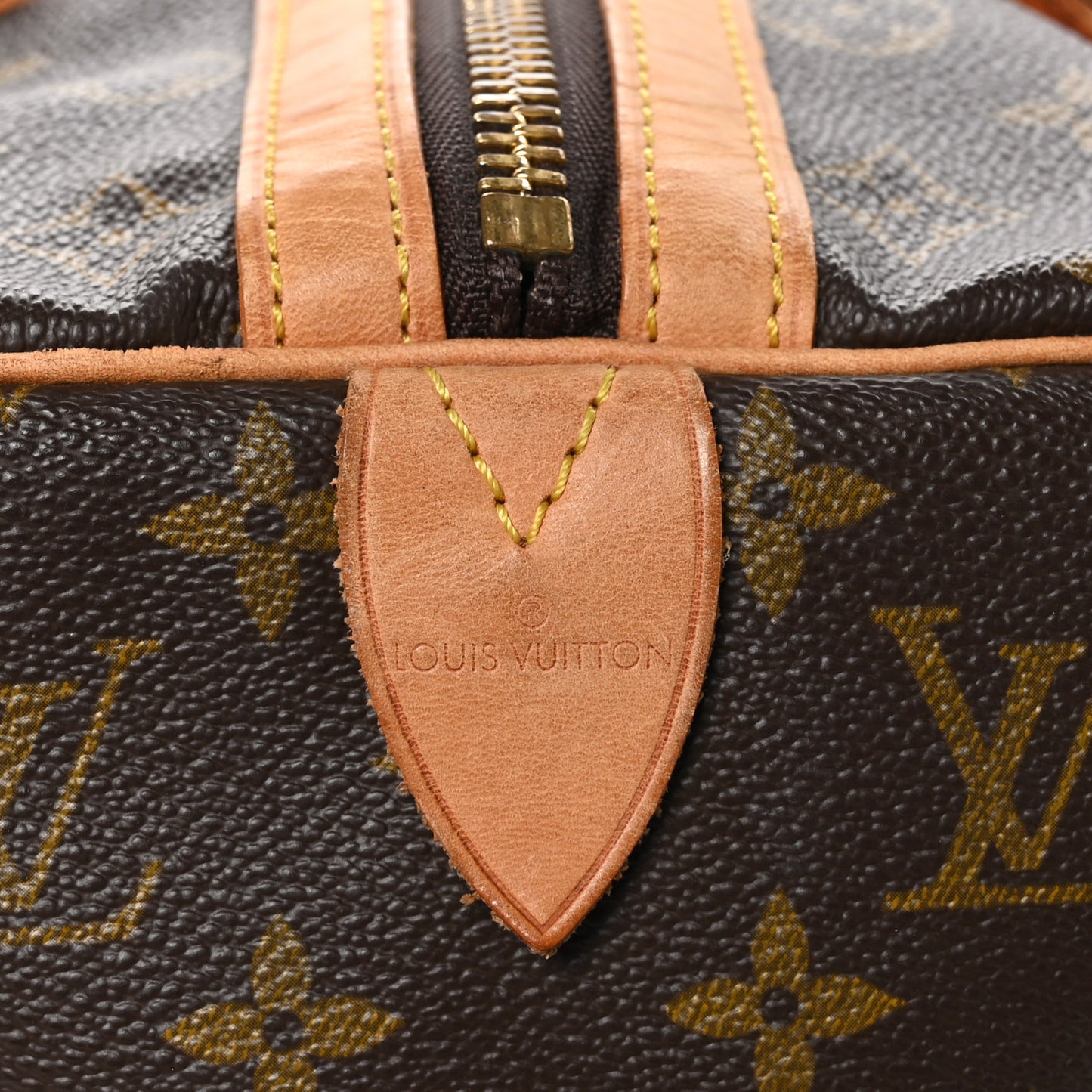 Monogram Sac Souple 35