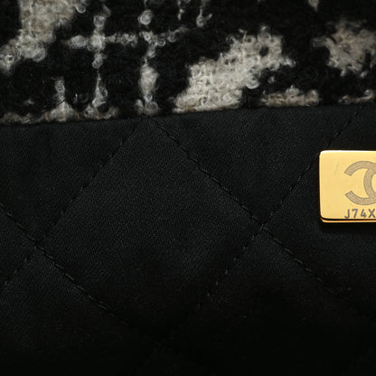 Chanel Cashmere Quilted Camellia Chanel 22 Black White 8 of 12