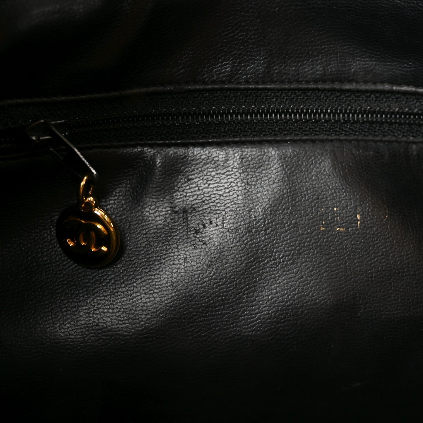 Caviar Large CC Shoulder Bag Black