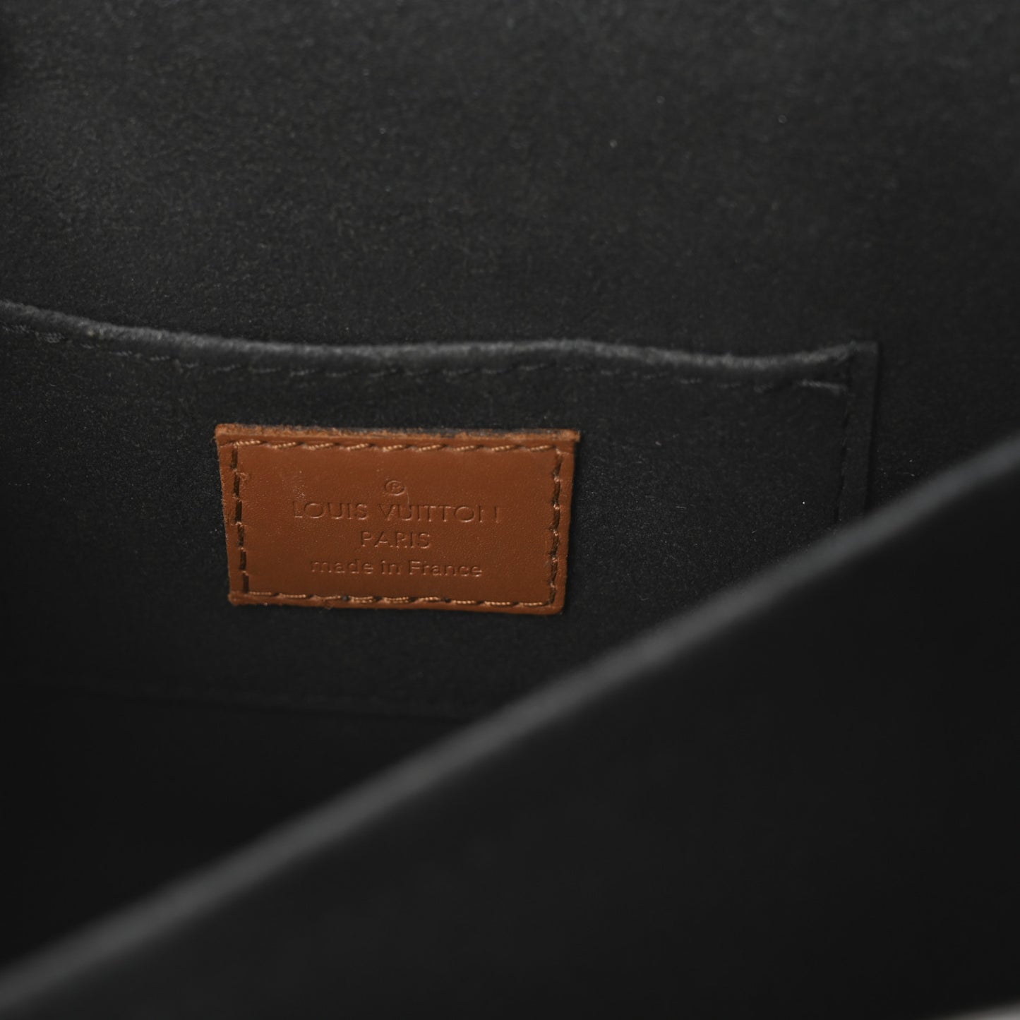 Reverse Monogram Dauphine Mini