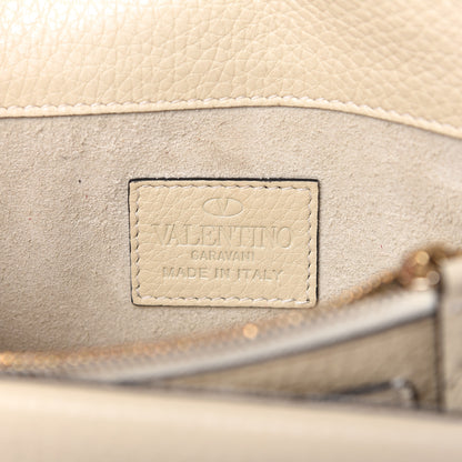 Valentino Garavani Pebbled Calfskin Rockstud Wallet on Chain Light Ivory 8 of 10