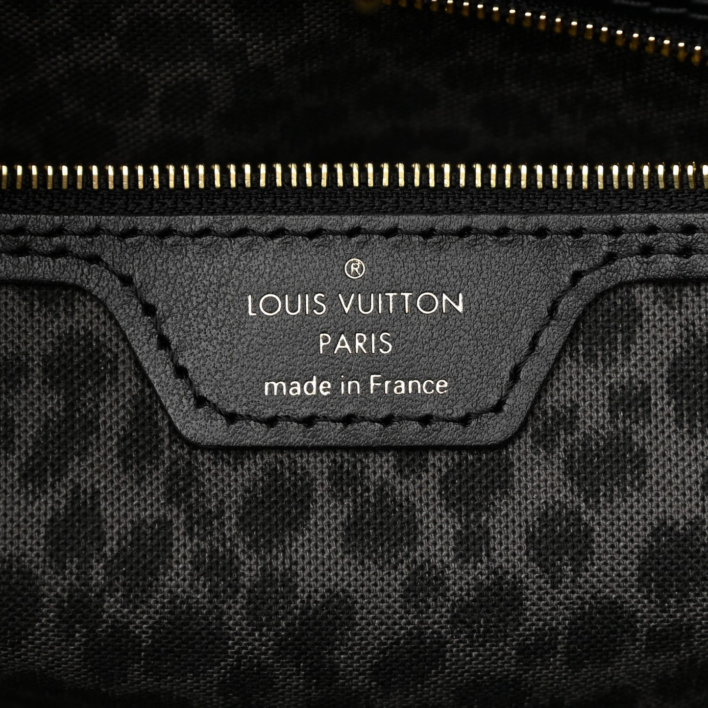 Monogram Giant Wild At Heart Neverfull MM Black