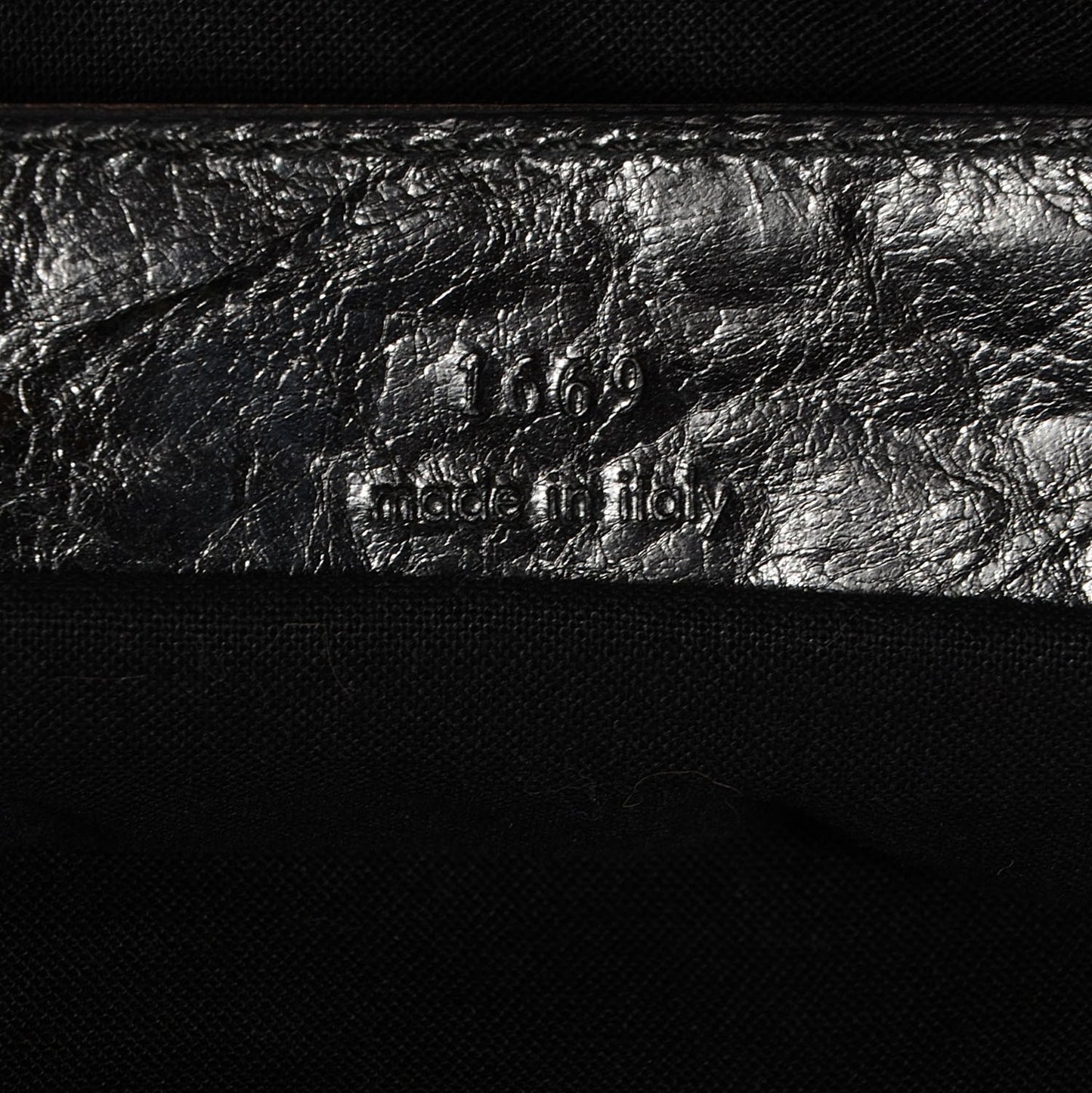 Chevre Classic Hardware Work Black