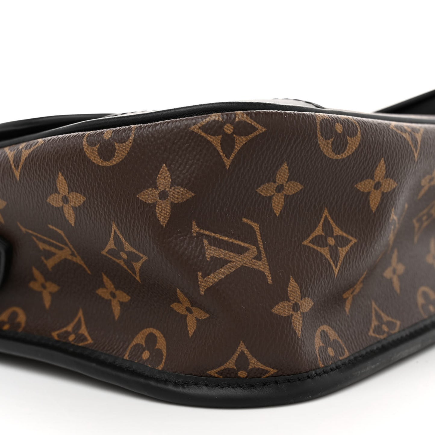 LOUIS VUITTON Monogram Macassar Archy Messenger GM