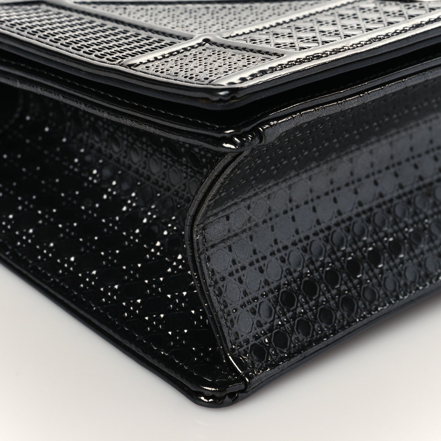 Christian Dior Metallic Patent Micro-Cannage Medium Diorama Flap Bag Graphite 8 of 9