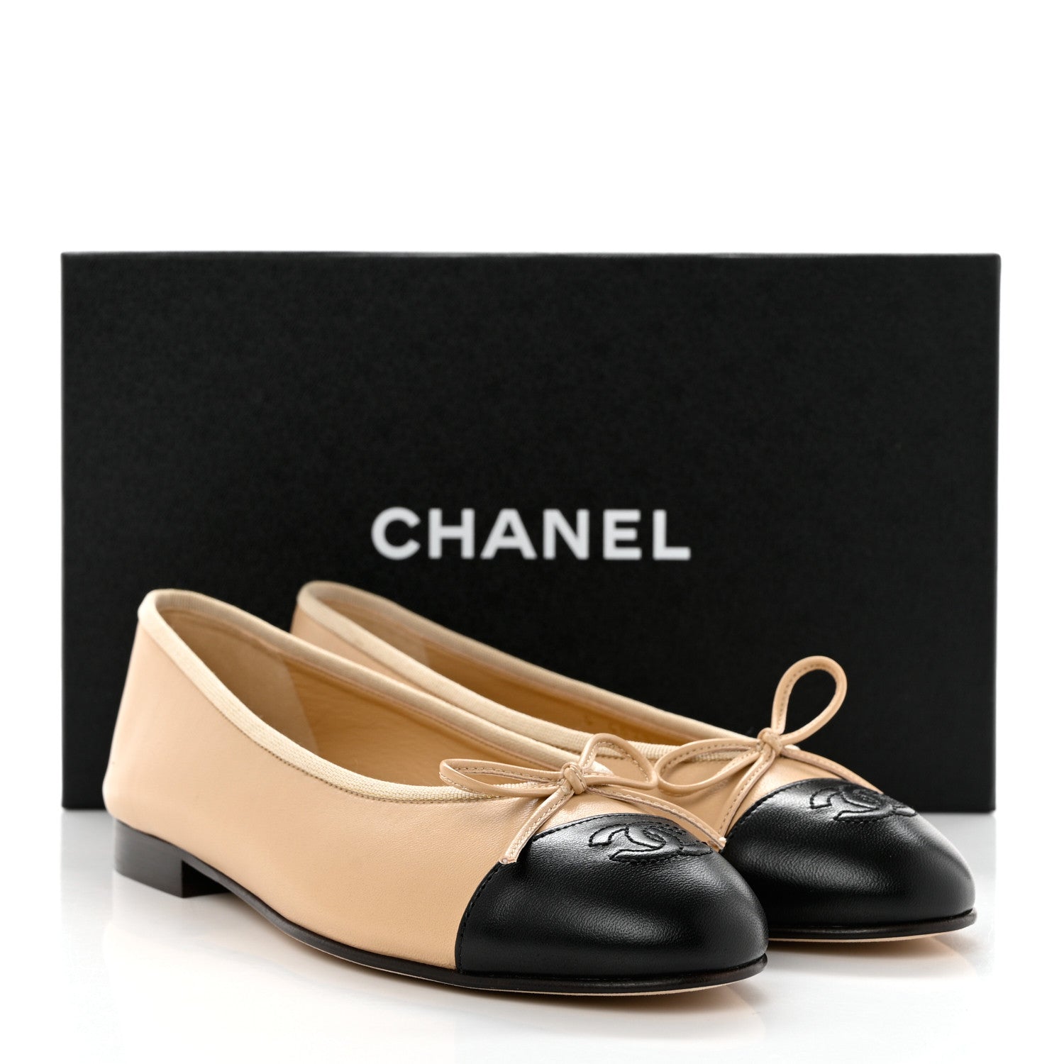 Chanel Lambskin Cap Toe CC Ballerina Flats 37 Beige Black 9 of 9